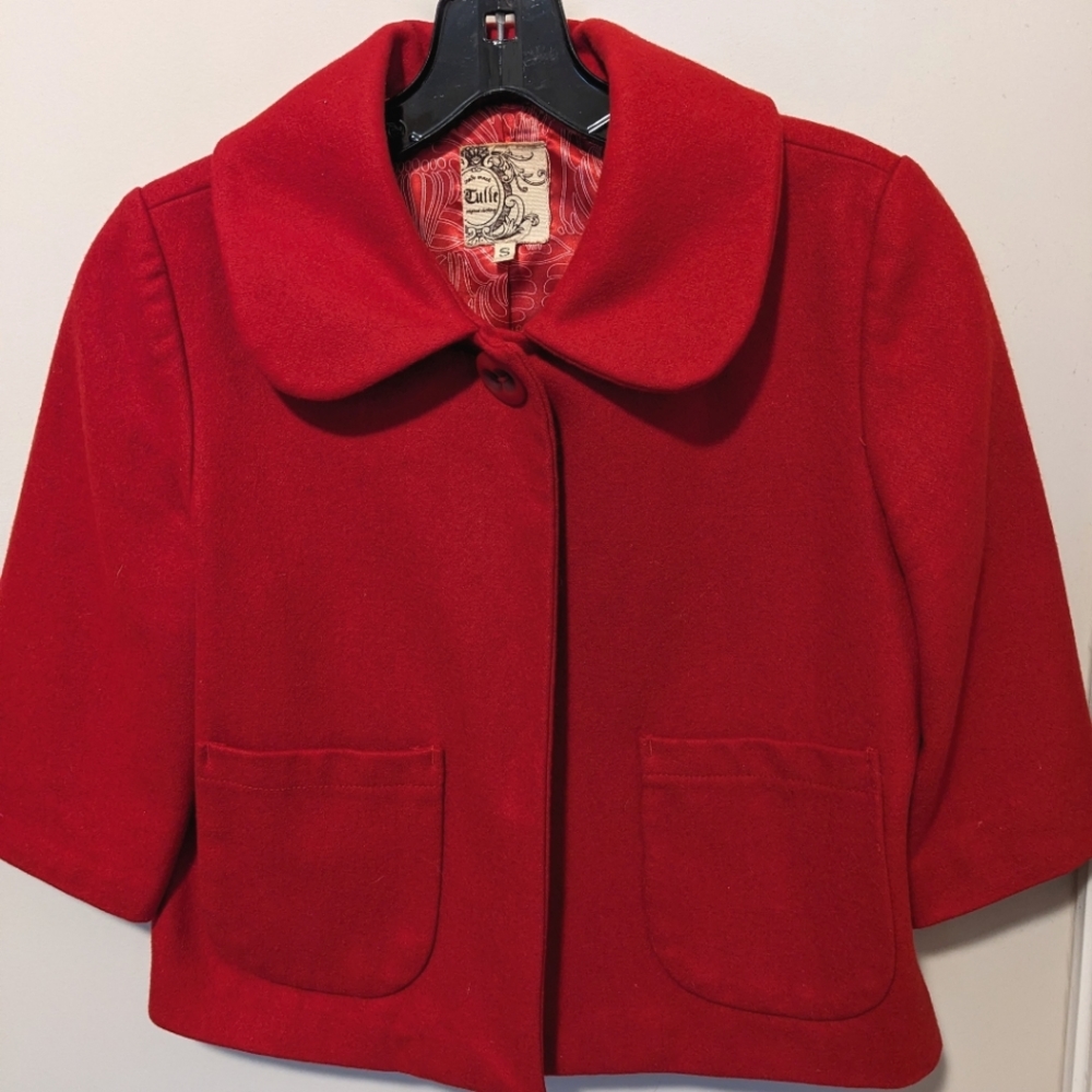 Tulle red cropped wool blazer with printed lining, size small, EUC
